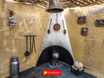 Улица Ллибертат (Carrer de la Llibertat): «Винный погреб Либертат» — дань культуре вина. (‘Celler Llibertat’. Un homenatge a la cultura del vi.) - Феста Майор де Грасиа 2024 (Festa Major de Gràcia 2024)